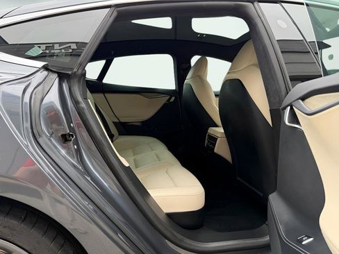Used 2020 Tesla Model S Performance image 27