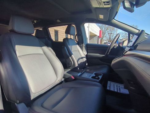 Used 2025 Honda Odyssey Sport-L image 31