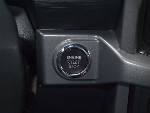 Used 2025 Ford F150 XLT w/ Equipment Group 302A MID image 24