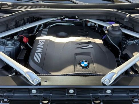 Used 2026 BMW X5 xDrive40i w/ M Sport Package image 32