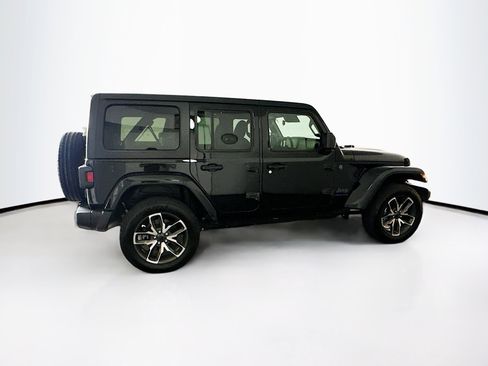 Used 2024 Jeep Wrangler Sport S w/ Convenience Group image 10