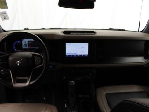 Used 2023 Ford Bronco Wildtrak AWD/4WD image 22