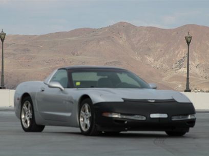 Used 1999 Chevrolet Corvette Coupe w/ Memory Pkg