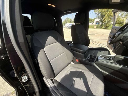 Used 2023 Chevrolet Colorado Trail Boss w/ Technology Package AWD/4WD image 26
