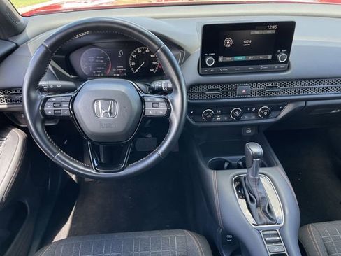 Certified 2025 Honda HR-V Sport image 11