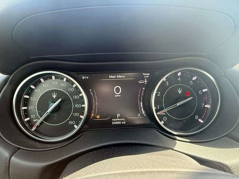Certified 2023 Maserati Levante GT AWD/4WD image 25