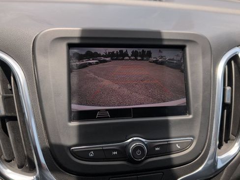Used 2024 Chevrolet Equinox LT FWD image 15