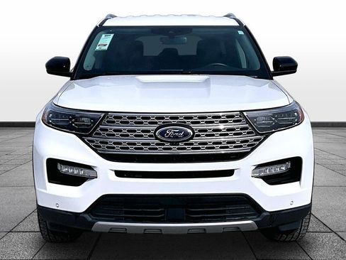 Used 2023 Ford Explorer Limited image 3