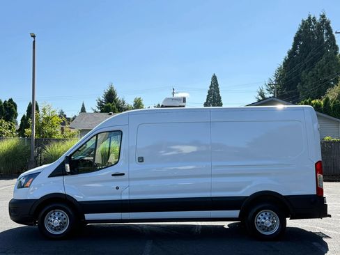 Used 2020 Ford Transit 250 Medium Roof AWD w/ Load Area Protection Package image 2