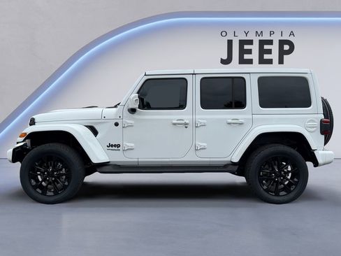 Certified 2022 Jeep Wrangler Unlimited Sahara image 2