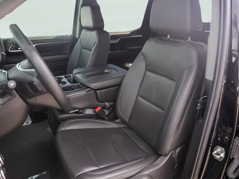 Used 2024 GMC Sierra 1500 SLT image 10