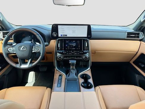 New 2026 Lexus LX 600 4WD w/ Luxury Package image 17