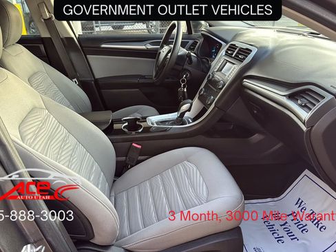 Used 2016 Ford Fusion S image 8