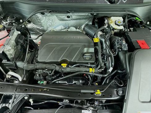 New 2026 Chevrolet Trax RS w/ Sunroof Package image 31