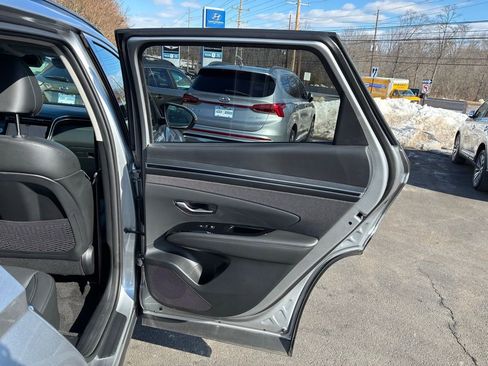 Used 2024 Hyundai Tucson Limited image 45