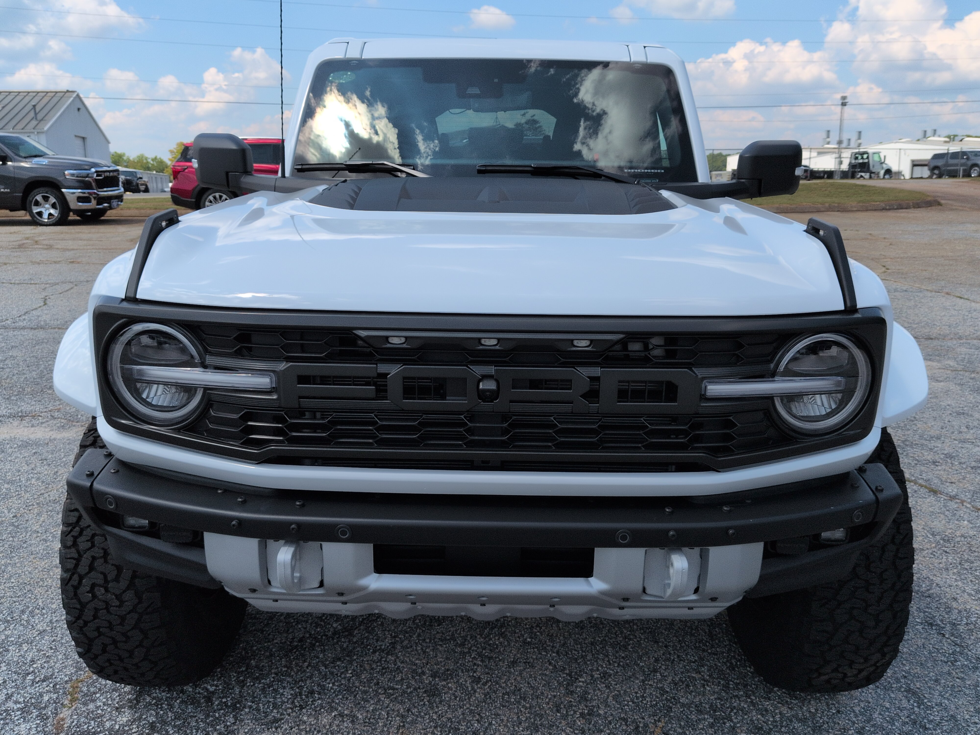 New 2026 Ford Bronco Raptor w/ Interior Carbon Fiber Pack AWD/4WD image 7