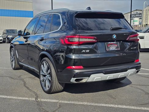 Used 2021 BMW X5 xDrive40i AWD/4WD image 3