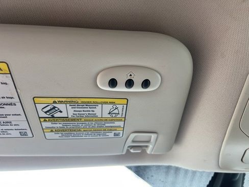 Used 2014 Ford Escape Titanium image 32