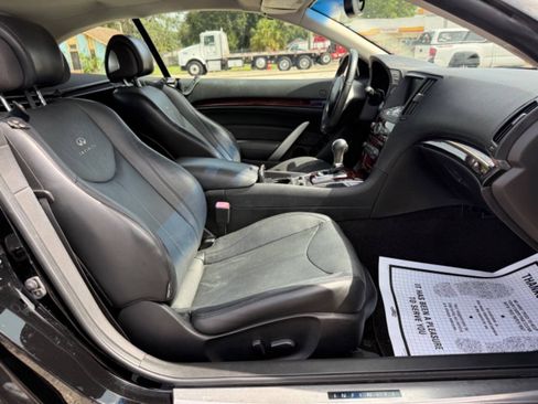 Used 2011 INFINITI G37 Convertible w/ Premium Pkg RWD image 19