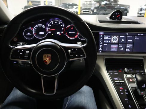 Used 2019 Porsche Panamera w/ Premium Package Plus image 15