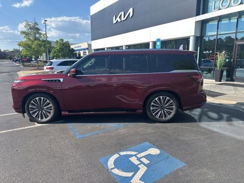 Used 2025 INFINITI QX80 Sensory AWD/4WD image 3