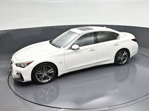 Used 2019 INFINITI Q50 Signature Edition w/ Cargo Package (L96) RWD image 23