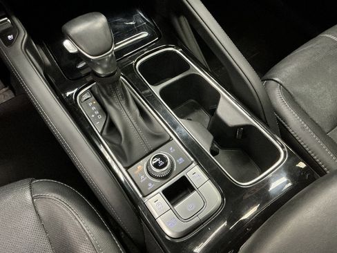 Used 2020 Kia Telluride EX w/ EX Premium Package image 17