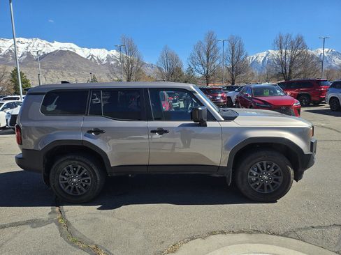 Used 2025 Toyota Land Cruiser 1958 image 4