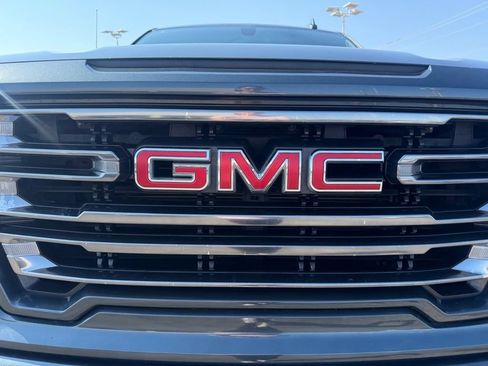 Used 2019 GMC Sierra 1500 AT4 w/ AT4 Preferred Package AWD/4WD image 7