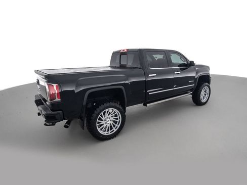 Used 2017 GMC Sierra 1500 Denali w/ Denali Ultimate Package image 5