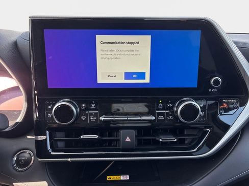 Used 2023 Toyota Highlander Platinum image 20