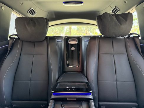 Used 2021 Mercedes-Benz Maybach GLS 600 4MATIC image 59
