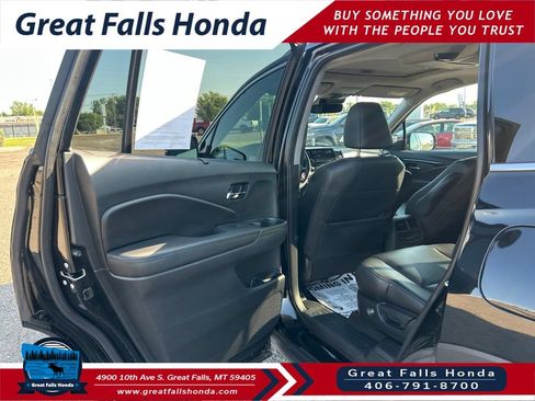 Used 2022 Honda Pilot Touring image 21
