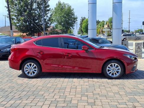 Used 2016 MAZDA MAZDA3 i Sport w/ Preferred Equipment Package FWD image 6