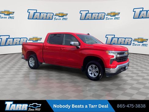 Used 2025 Chevrolet Silverado 1500 LT AWD/4WD image 2
