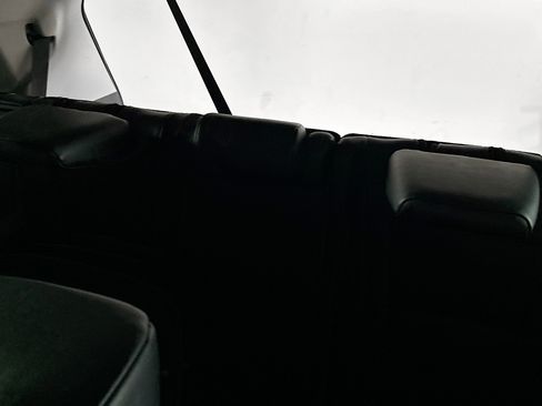 Used 2025 Toyota Grand Highlander FWD image 29