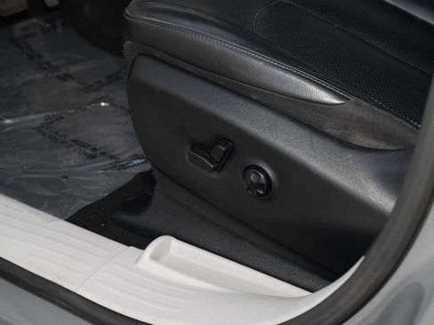 Used 2022 Chrysler Pacifica Touring-L FWD image 20