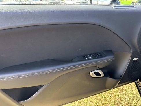 Used 2023 Dodge Challenger SXT w/ Blacktop Package image 30