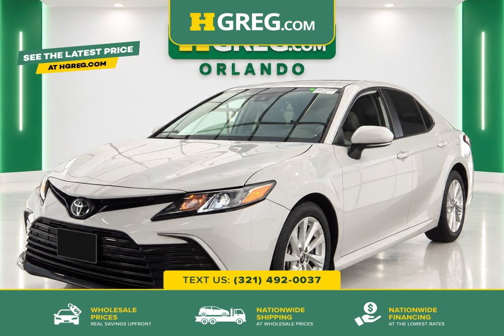 Used 2024 Toyota Camry LE w/ Convenience Package FWD image 1