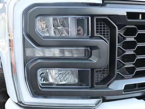 Used 2023 Ford F250 XL w/ STX Appearance Package image 11