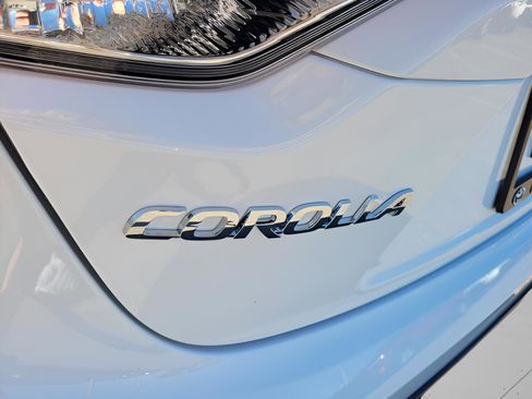 Certified 2026 Toyota Corolla SE image 30