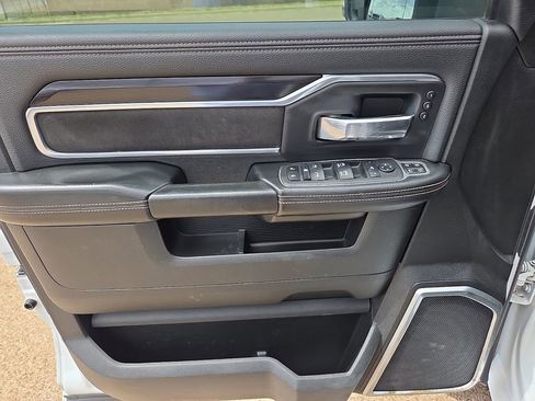 Used 2023 RAM 2500 Laramie w/ Night Edition AWD/4WD image 20