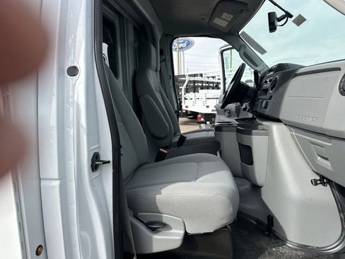 New 2025 Ford E-350 and Econoline 350 Super Duty w/ Power Equipment Group image 34