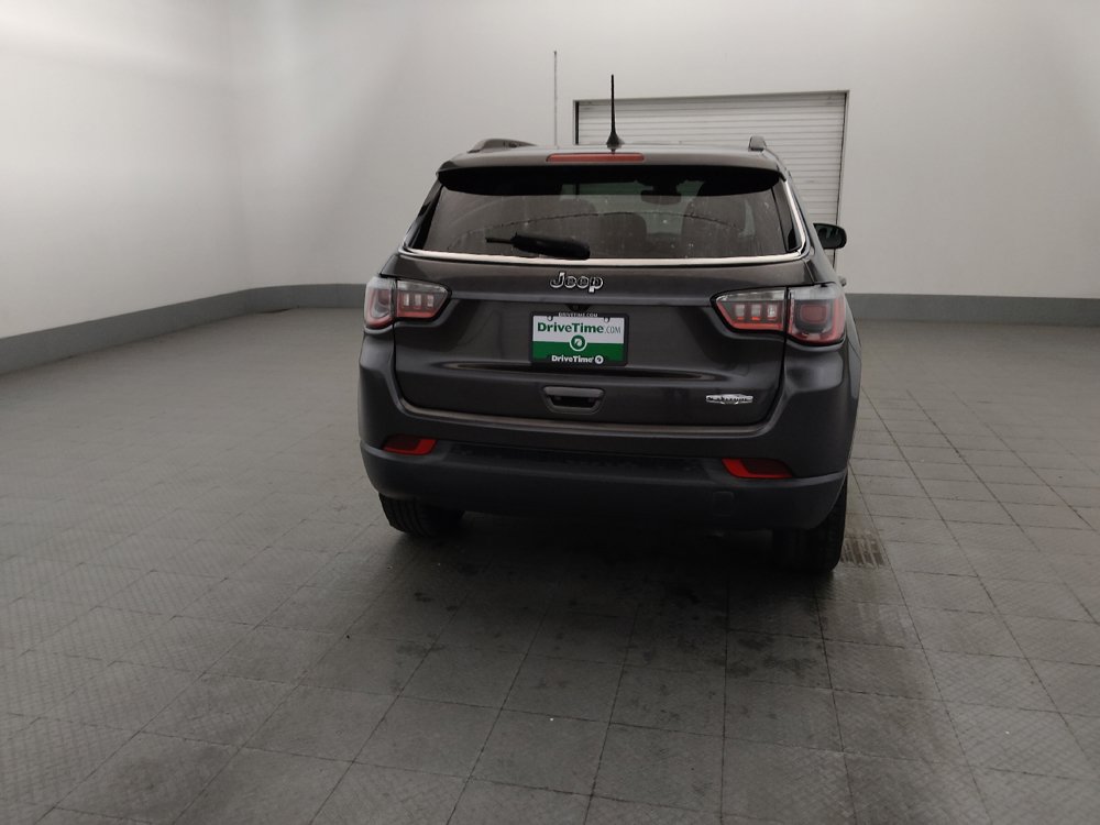 Used 2019 Jeep Compass Latitude w/ Popular Equipment Group FWD image 7