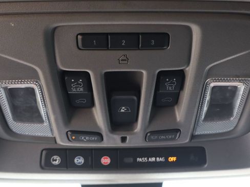 Used 2020 Chevrolet Silverado 1500 LT Trail Boss AWD/4WD image 34