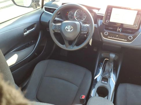 Used 2020 Toyota Corolla LE image 14