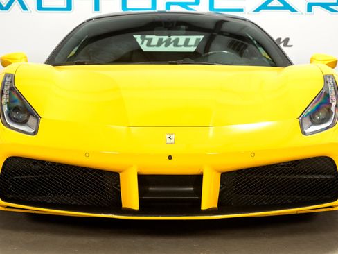 Used 2016 Ferrari 488 GTB image 3