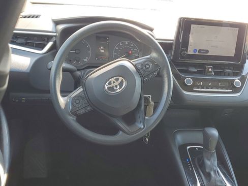 Used 2024 Toyota Corolla LE image 12