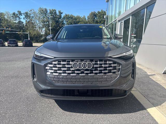 Used 2025 Audi Q5 Premium Plus w/ Premium Plus AWD/4WD image 29