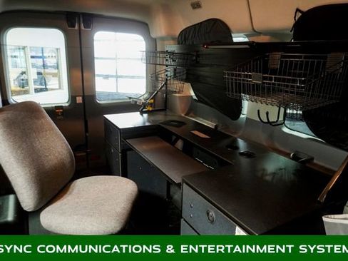 Used 2019 Ford Transit 150 XLT image 6